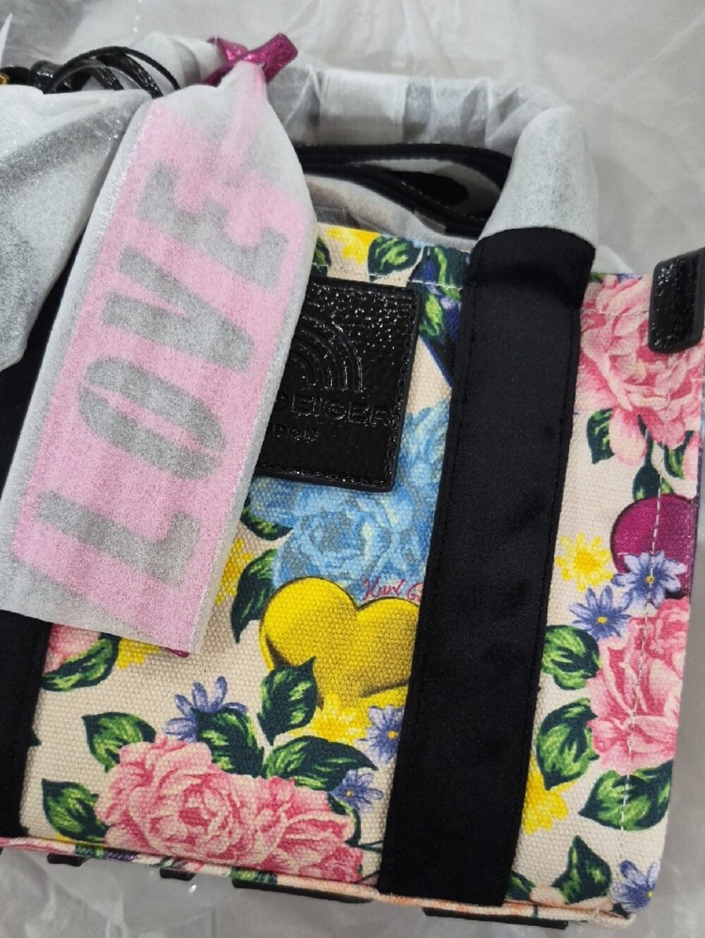 AMAZING!! Kurt Geiger 'Southbank' Floral Print Crossbody Tote